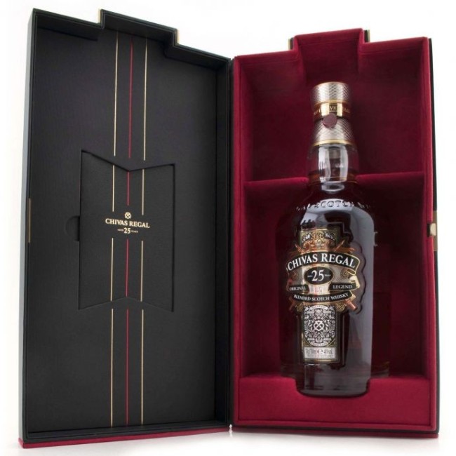 CHIVAS REGAL 25 YEARS 40%vol. 70cl